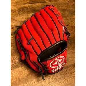 Easton 9" super soft glove‎